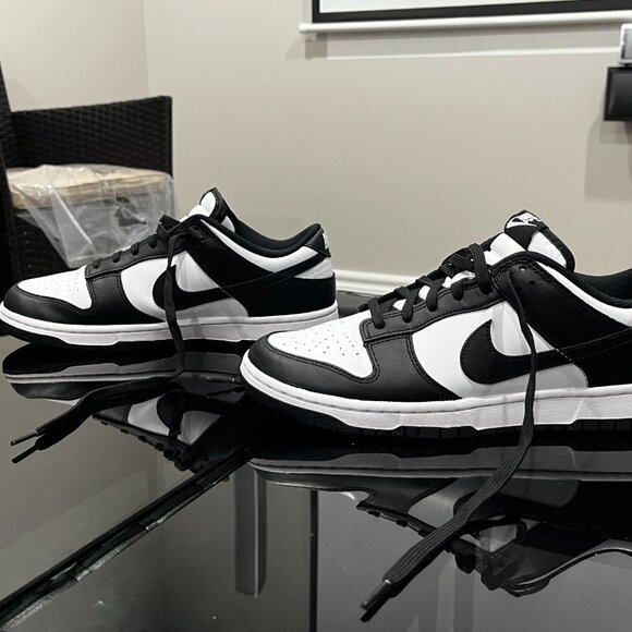 Nike men's Dunk Low Retro "White and Black" - Picture 2 of 4